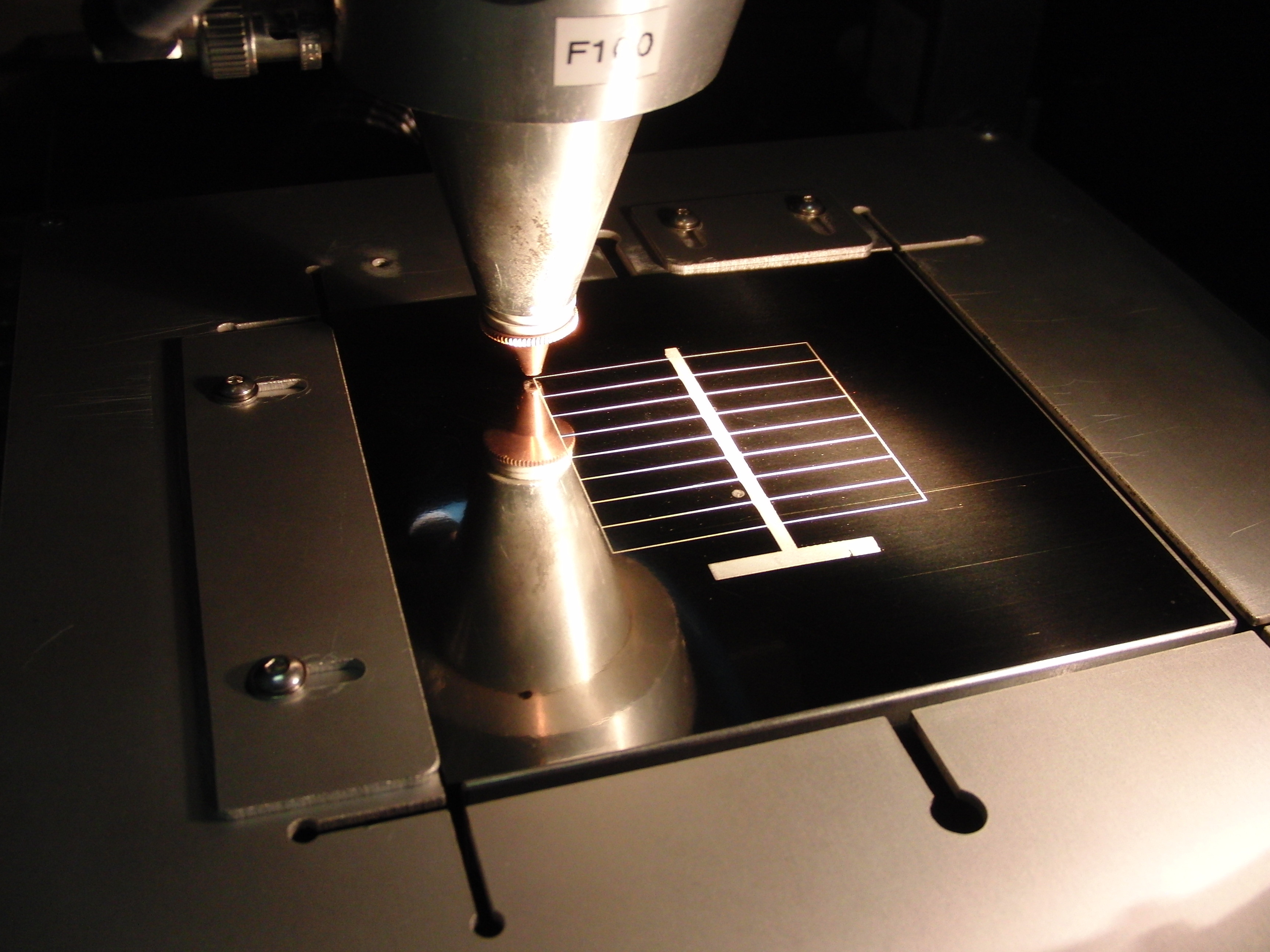 Laserfeinschneiden Solarzellen-Bauteile